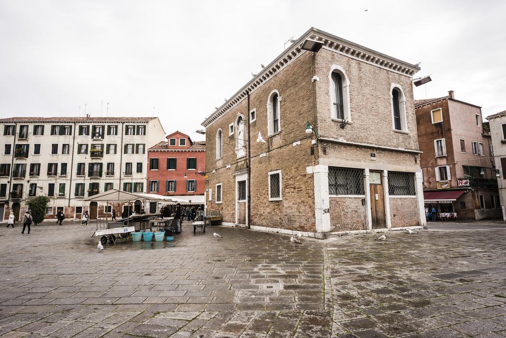 Myplace Campo Santa Margherita Apartments Venice Exterior photo