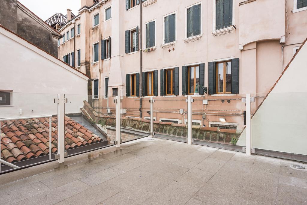 Myplace Campo Santa Margherita Apartments Venice Exterior photo