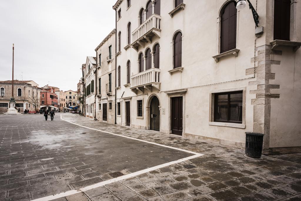 Myplace Campo Santa Margherita Apartments Venice Exterior photo