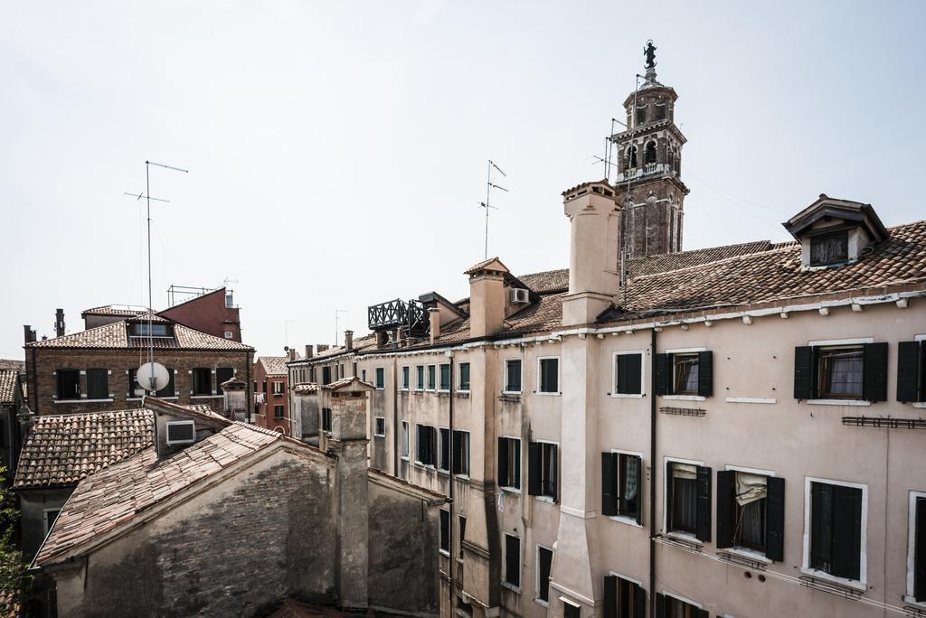 Myplace Campo Santa Margherita Apartments Venice Exterior photo