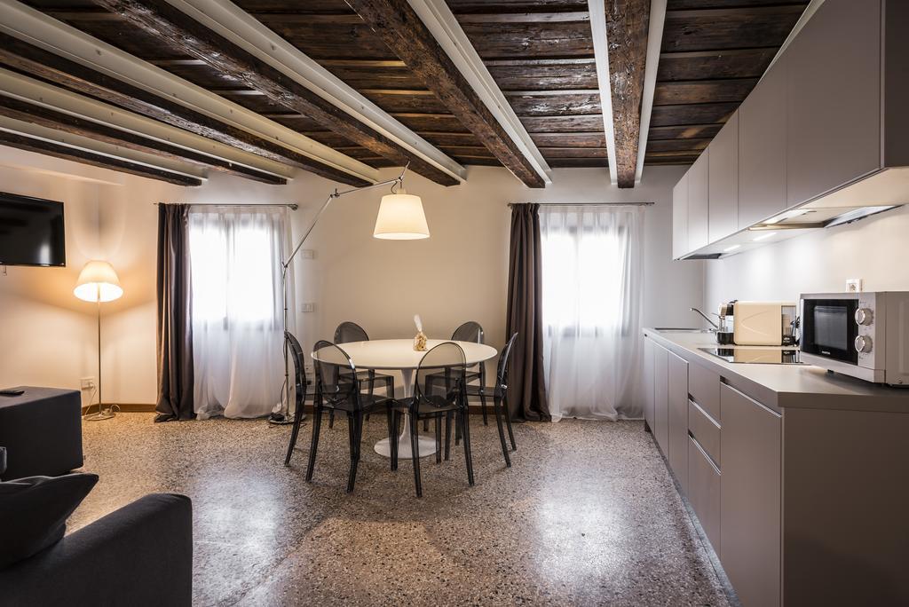 Myplace Campo Santa Margherita Apartments Venice Exterior photo